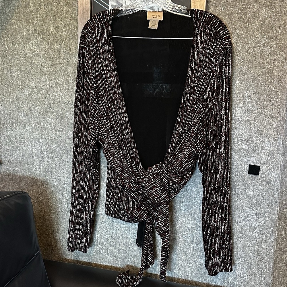 Choices Black Open Tie Front Cardigan Top 1X Metallic Thread Sparkle Gold Dressy